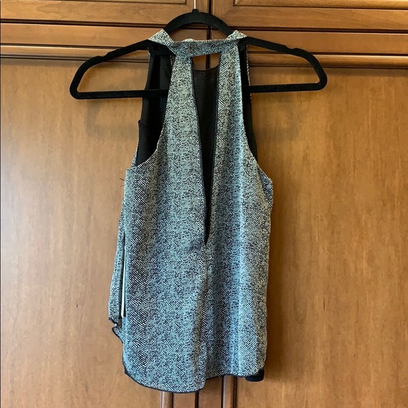 Bishop + Young front tie black-slit sleeveless top - Picture 2 of 5